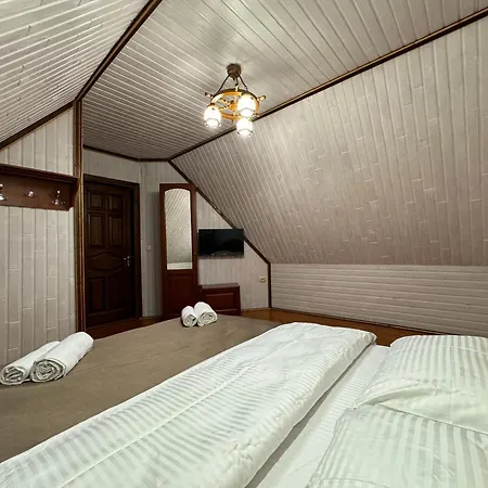 мамо, я в карпатах Lodge Volosyanka (Lviv)