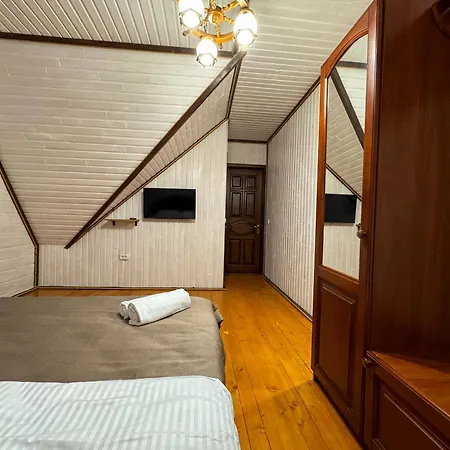 Lodge мамо, я в карпатах Volosyanka (Lviv)